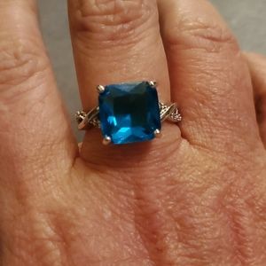 Blue stone ring